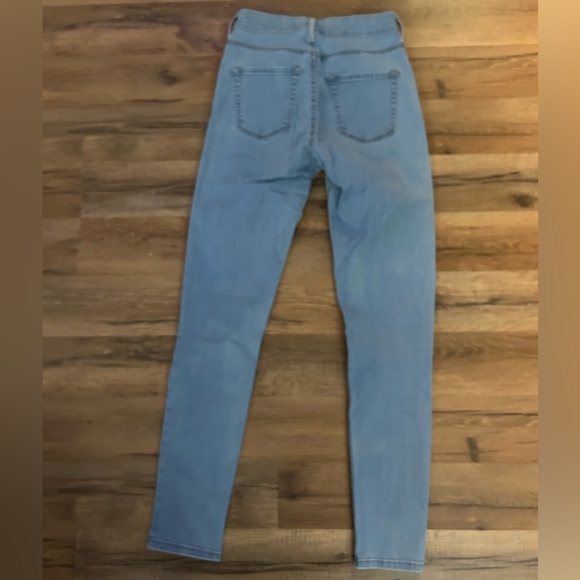 Bullhead Women's Light Blue Skinny Jeans - Picture 5 of 5